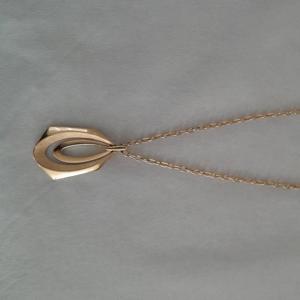 Trifari Gold Contemporary Necklace - 22"